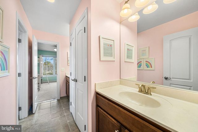 1232 SHENANDOAH RD, Alexandria, VA 22308