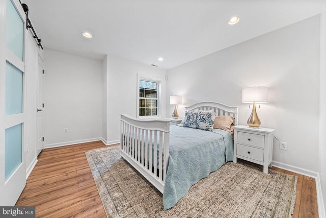 1232 SHENANDOAH RD, Alexandria, VA 22308