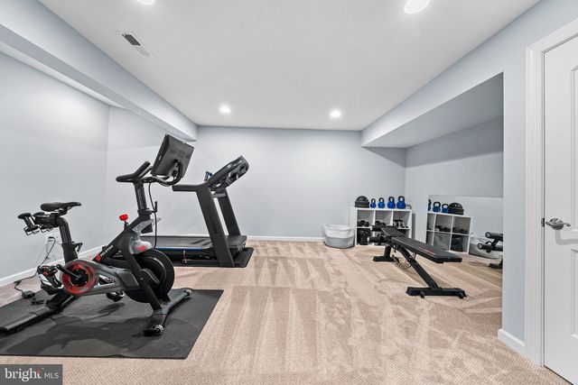 1232 SHENANDOAH RD, Alexandria, VA 22308