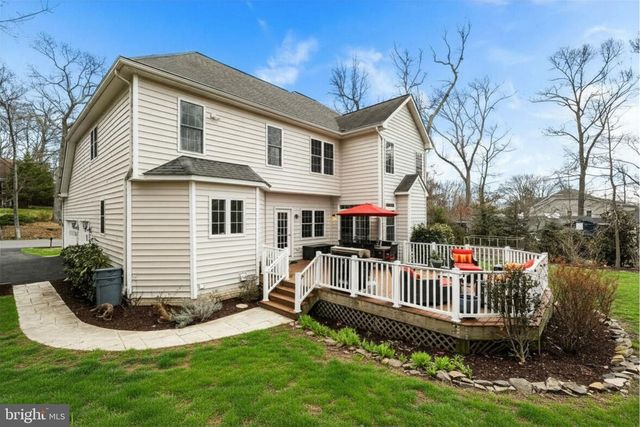 1232 SHENANDOAH RD, Alexandria, VA 22308