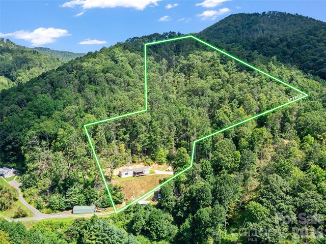 710 Greasy Creek Road, Bakersville, NC 28705