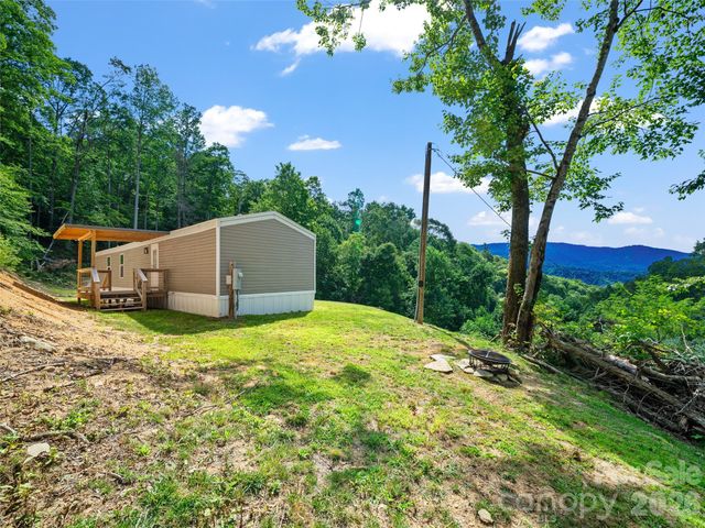 710 Greasy Creek Road, Bakersville, NC 28705