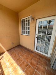 17415 NW 75th Pl 103, Hialeah, FL 33015
