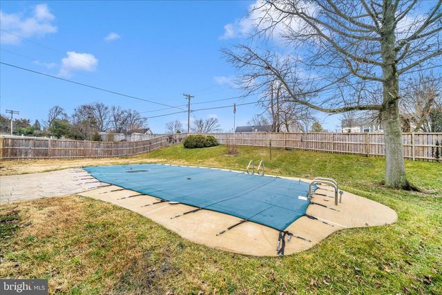 12209 ROLLING HILL LN, Bowie, MD 20715