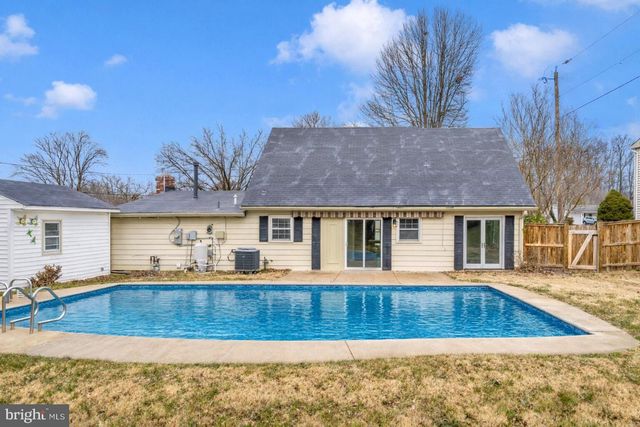 12209 ROLLING HILL LN, Bowie, MD 20715