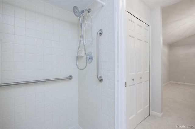 970 Ridge Court, Brighton, MI 48116