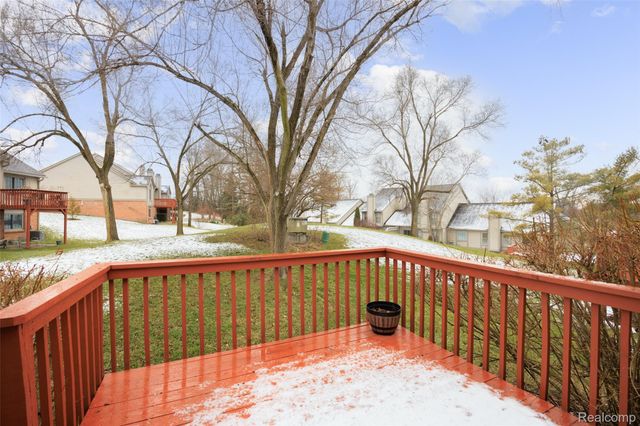 970 Ridge Court, Brighton, MI 48116