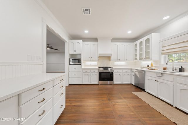 106 Riverview Road, Lafayette, LA 70503