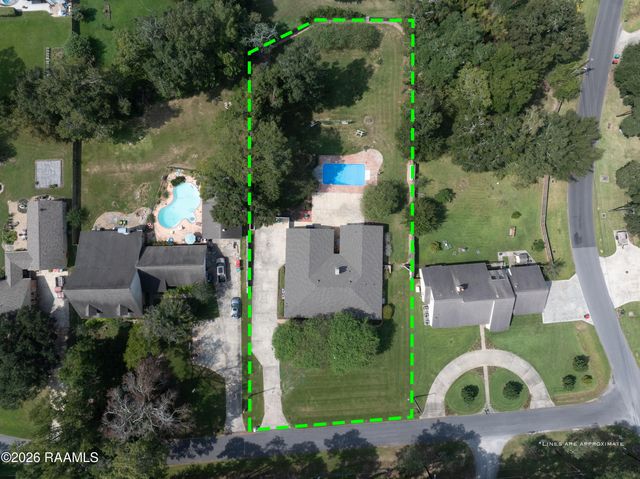 106 Riverview Road, Lafayette, LA 70503