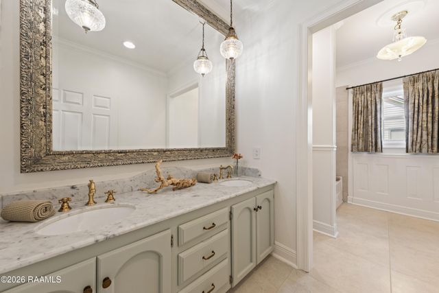 106 Riverview Road, Lafayette, LA 70503