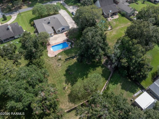 106 Riverview Road, Lafayette, LA 70503