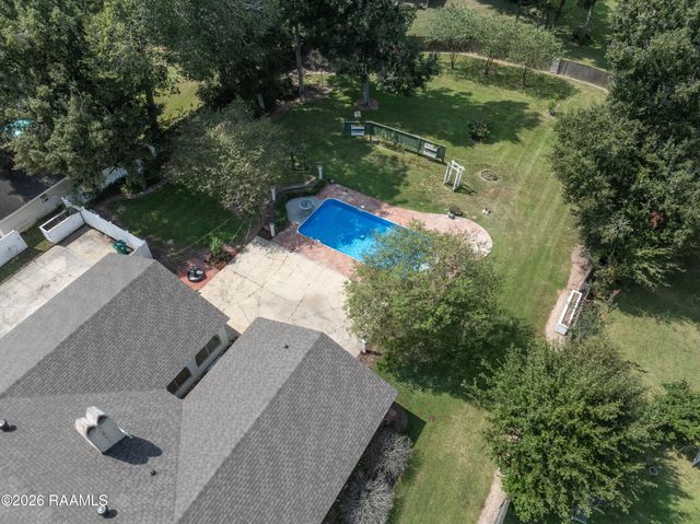 106 Riverview Road, Lafayette, LA 70503