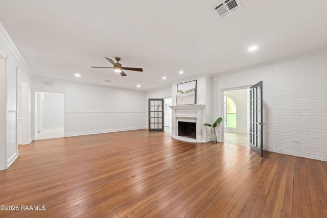 106 Riverview Road, Lafayette, LA 70503