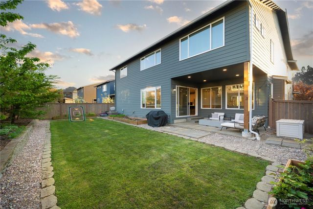 386 Zemp Way NE, North Bend, WA 98045