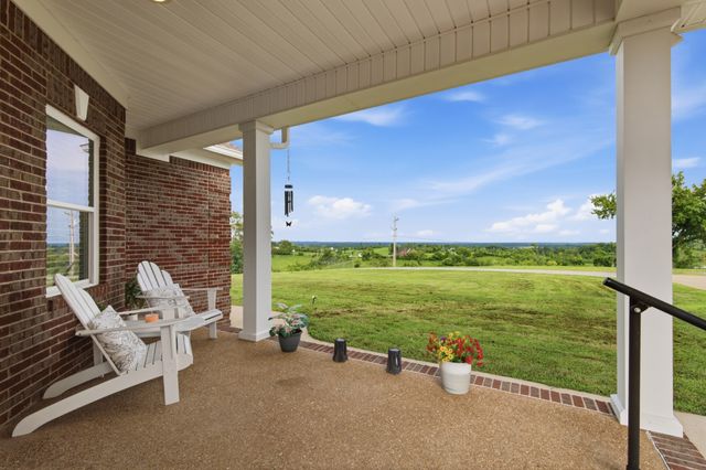 1655 Blackburn Ln, Spring Hill, TN 37174