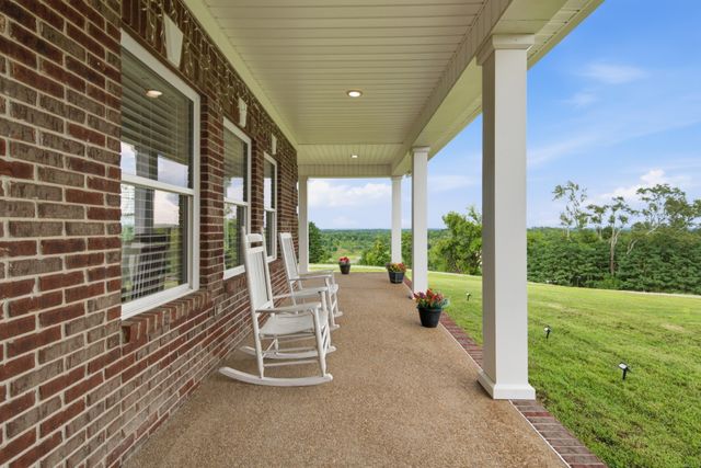 1655 Blackburn Ln, Spring Hill, TN 37174