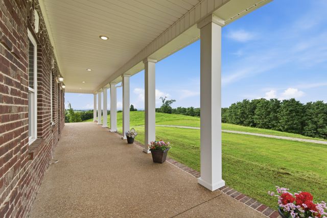 1655 Blackburn Ln, Spring Hill, TN 37174