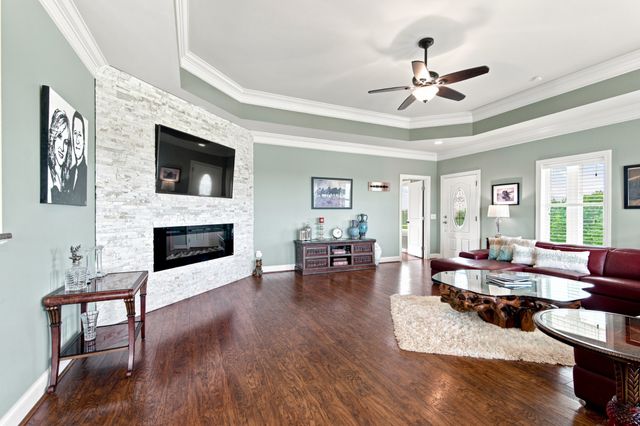 1655 Blackburn Ln, Spring Hill, TN 37174