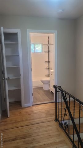 80-82 Laurel blvd, Ronkonkoma, NY 11779