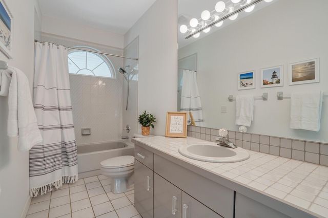 8951 SE Marina Bay Drive, Hobe Sound, FL 33455