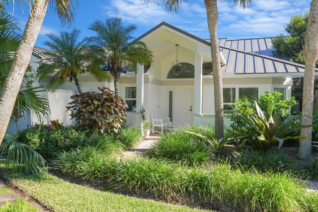 8951 SE Marina Bay Drive, Hobe Sound, FL 33455