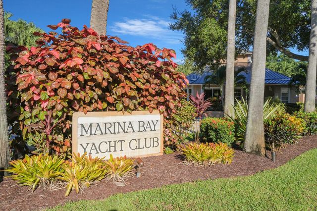 8951 SE Marina Bay Drive, Hobe Sound, FL 33455