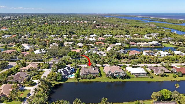 8951 SE Marina Bay Drive, Hobe Sound, FL 33455