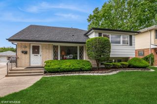 10540 Lockwood Avenue, Oak Lawn, IL 60453