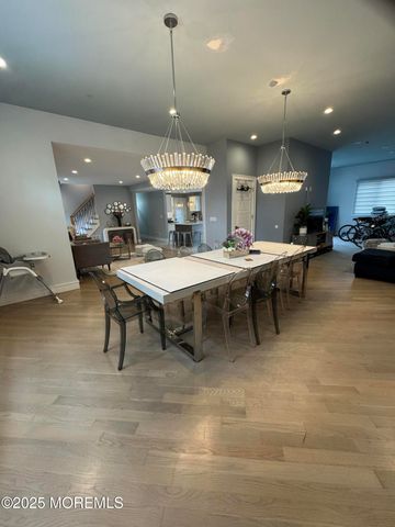 259 Roosevelt Avenue, Oakhurst, NJ 07755