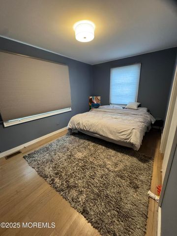 259 Roosevelt Avenue, Oakhurst, NJ 07755