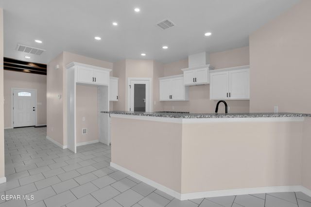 13345 Estancias De Missiones Street, San Elizario, TX 79849