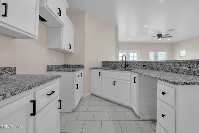 13345 Estancias De Missiones Street, San Elizario, TX 79849