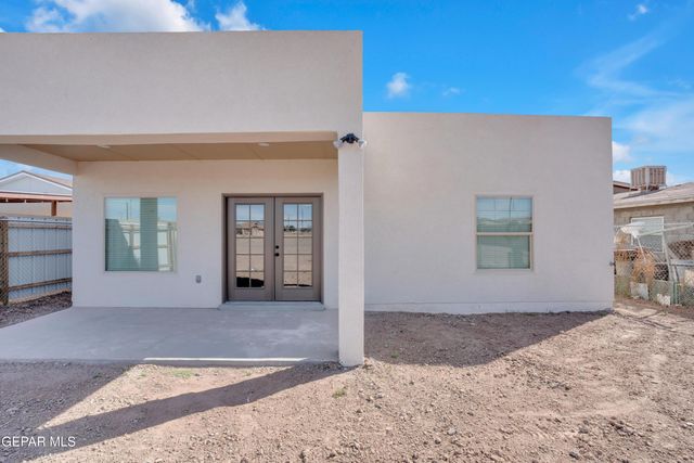 13345 Estancias De Missiones Street, San Elizario, TX 79849