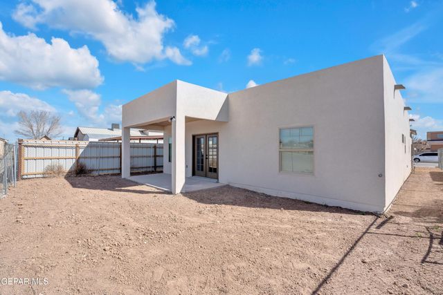 13345 Estancias De Missiones Street, San Elizario, TX 79849