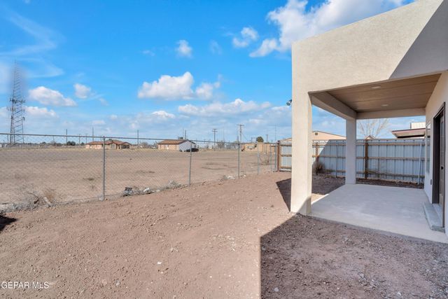 13345 Estancias De Missiones Street, San Elizario, TX 79849