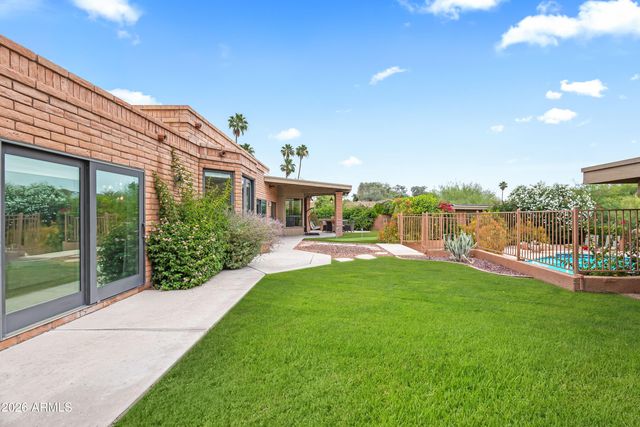 4737 E VALLEY VISTA Lane, Paradise Valley, AZ 85253