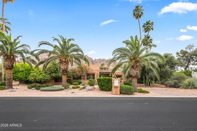 4737 E VALLEY VISTA Lane, Paradise Valley, AZ 85253