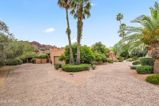 4737 E VALLEY VISTA Lane, Paradise Valley, AZ 85253