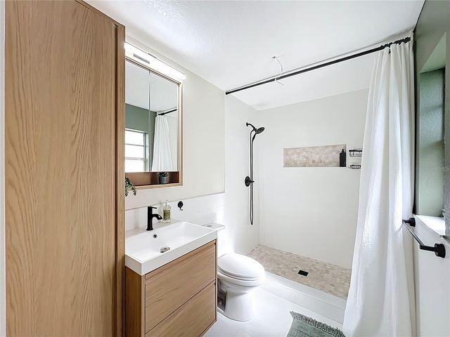 1199 JACKSON STREET, Oviedo, FL 32765