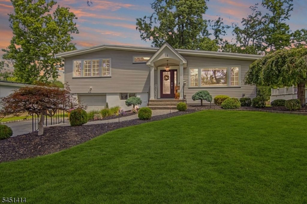 14 Beverly Rd, Cedar Grove Twp., NJ 07009 — exterior