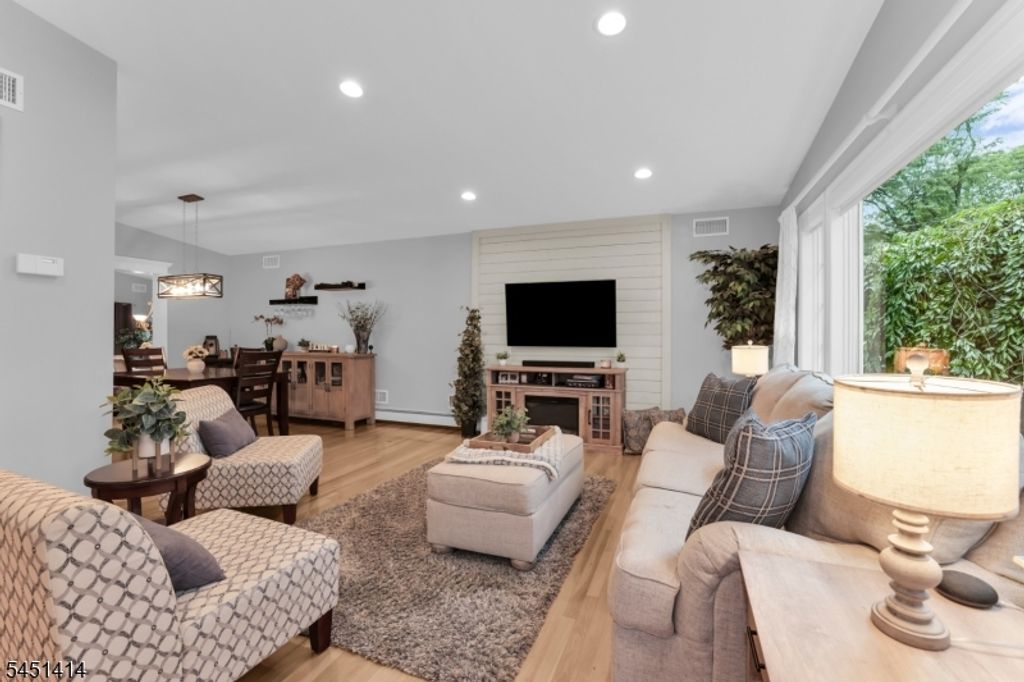 14 Beverly Rd, Cedar Grove Twp., NJ 07009 — photo 5