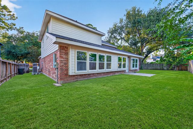 1311 Chippenham Court, Missouri City, TX 77459