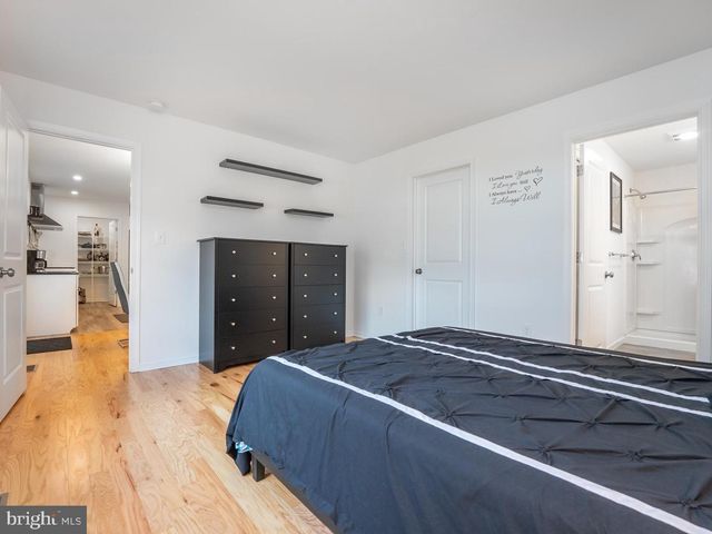 314 AMBERLEIGH LN, Shippensburg, PA 17257