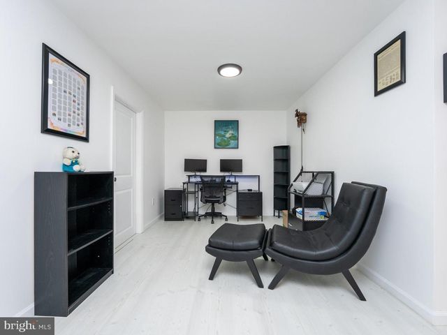 314 AMBERLEIGH LN, Shippensburg, PA 17257