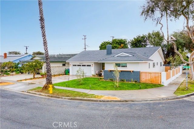 9461 Lotus, Westminster, CA 92683