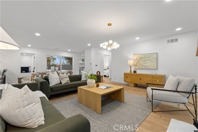 9461 Lotus, Westminster, CA 92683