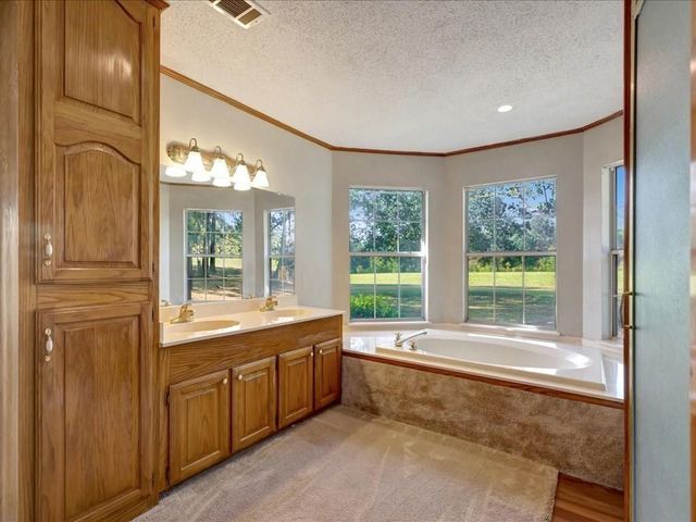 3910 Fm 1669, Huntington, TX 75949