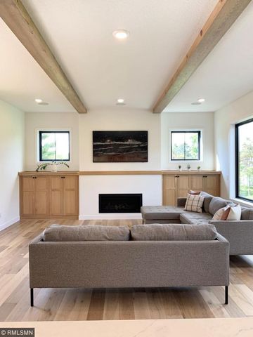 235 Old Wildwood Road, Mahtomedi, MN 55115