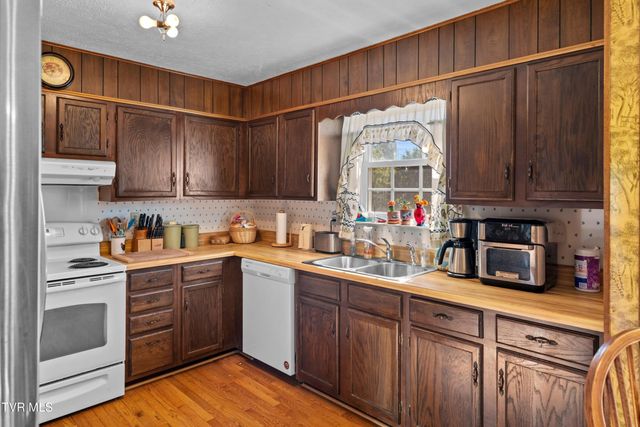 4146 Leslie Drive, Morristown, TN 37814