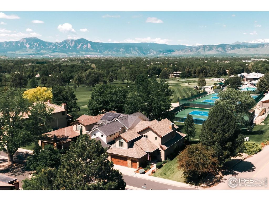 4993 Clubhouse Ct, Boulder, CO 80301